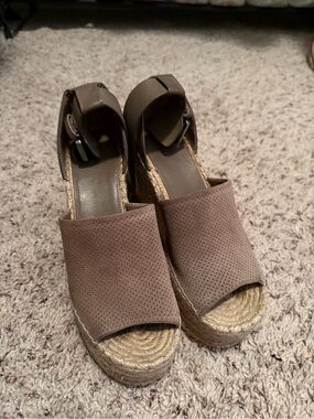Marc fisher espadrille wedge